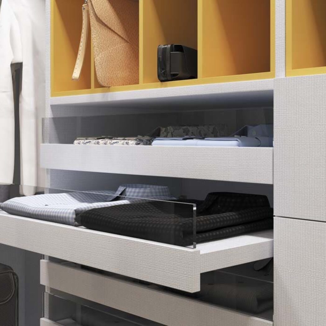 agencements mg montpellier amenagement dressing avec tiroirs de rangement coulissants et paroi en verre