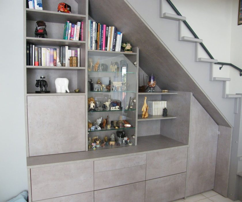 réalisation sous escalier realisation saint juste agencements mg