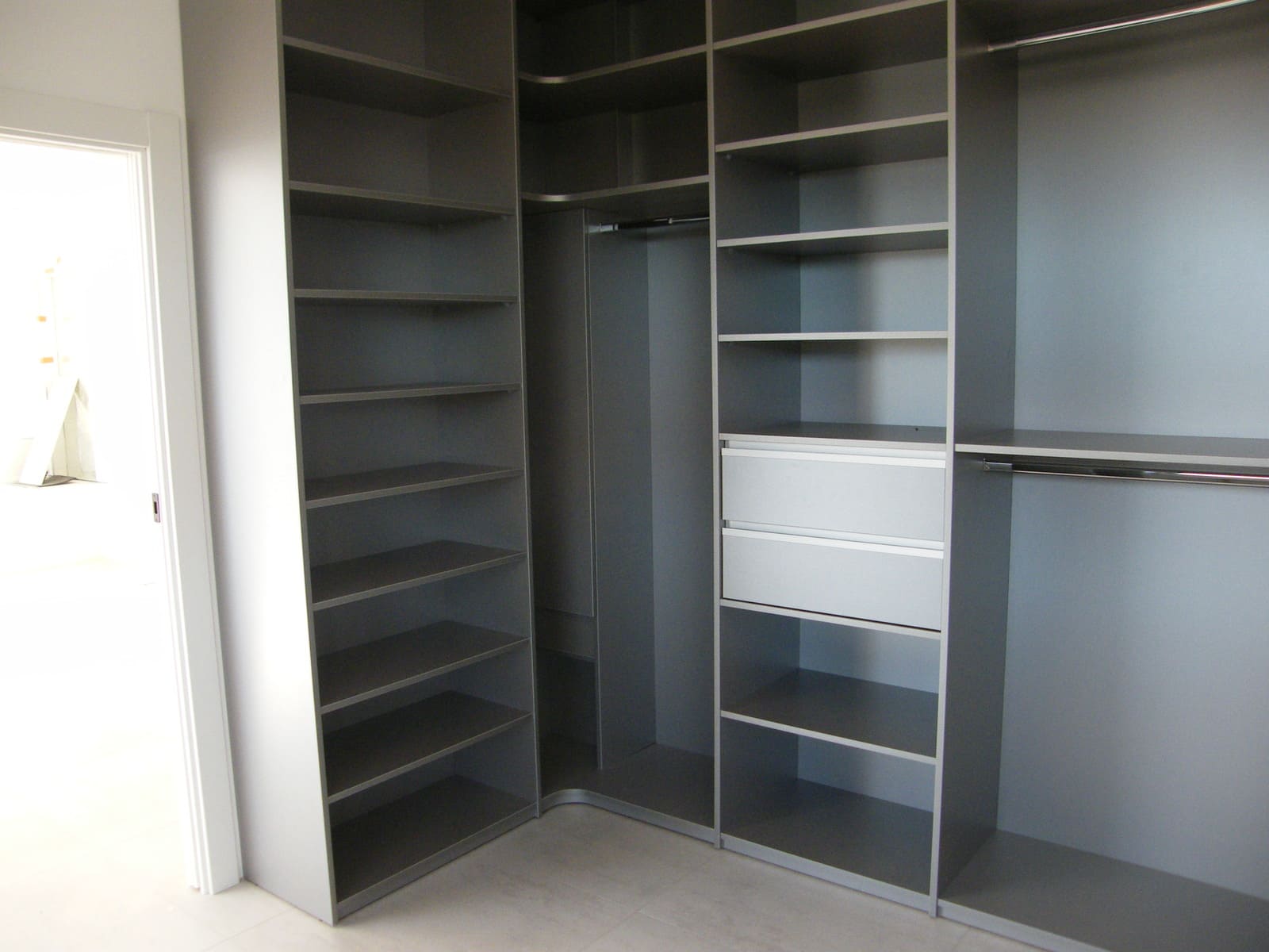 réalisation dressing étagères saint aunes agencements mg