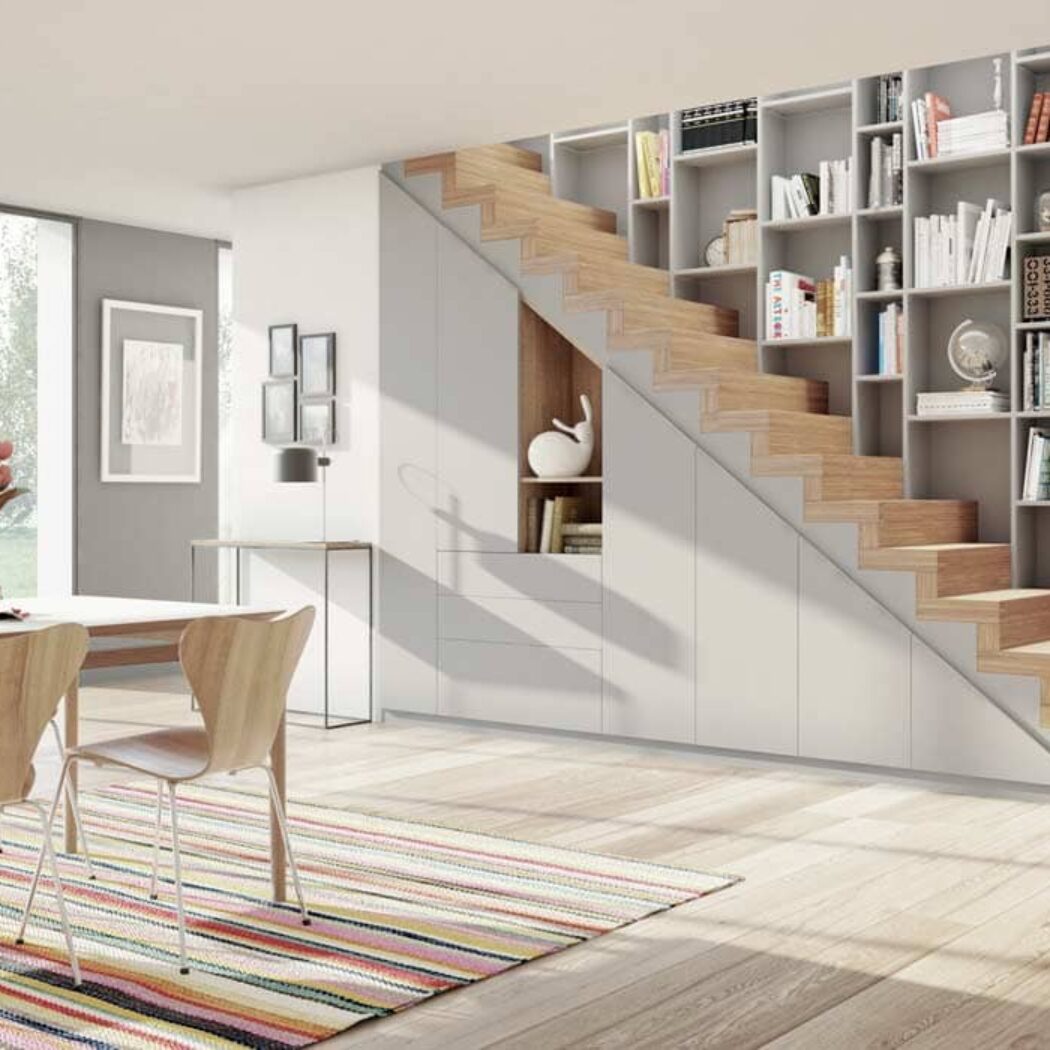 rangement sous escalier avec portes agencements mg montpellier mauguio