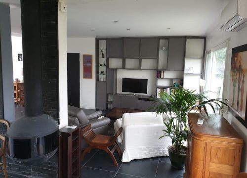 Biblitohèque et meuble TV séjour en bois de qualité agencement mg montpellier